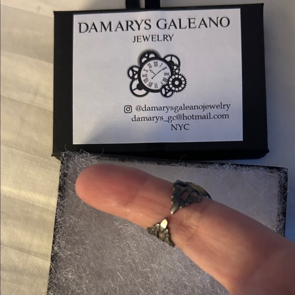 Faux Gold and Silver Owl Ring - Picture 4 of 4